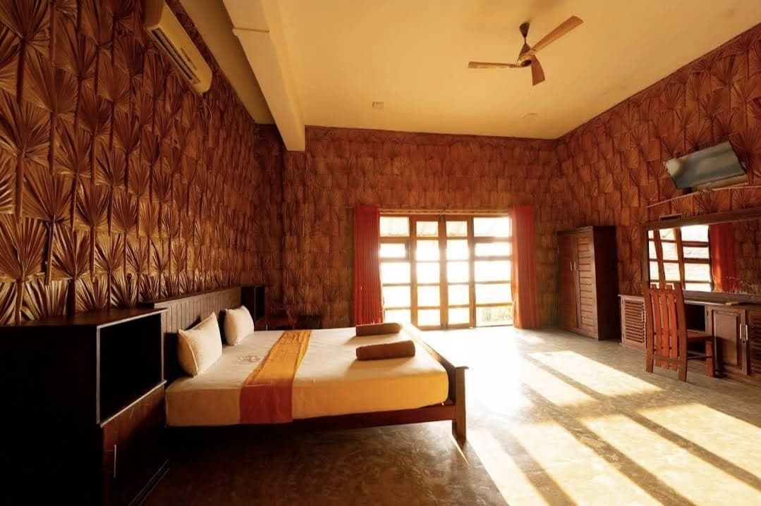 Family room with ocean-view balcony